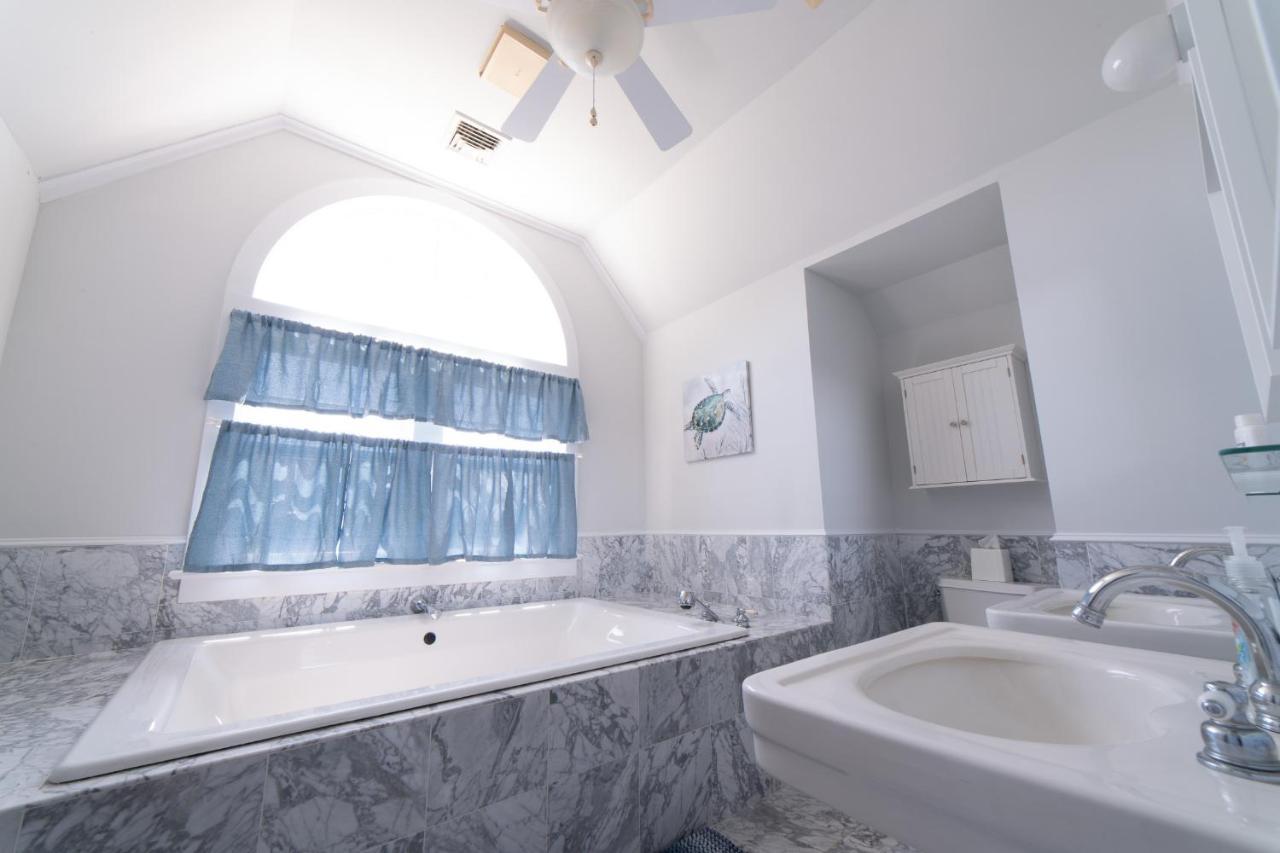 Aria & Mare Hamptons Bed & Breakfast